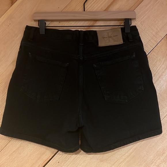Calvin Klein Jeans Black Denim Shorts - Size 10 - Picture 3 of 6